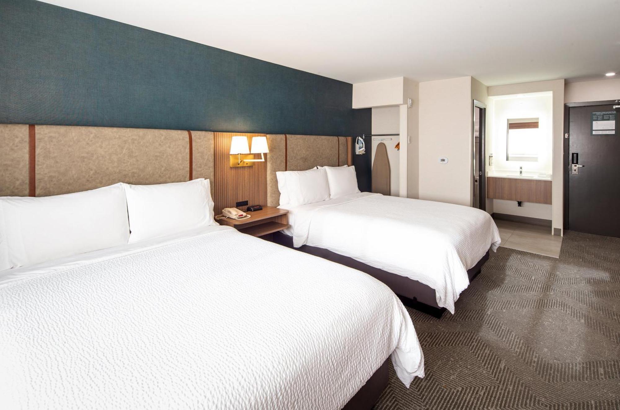 Holiday Inn Hinton By Ihg Екстер'єр фото